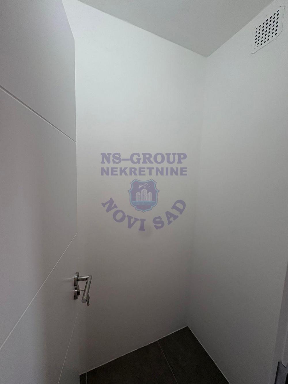 Slika 7 - Dvosoban, 49m2, Adamovićevo naselje Novi Sad