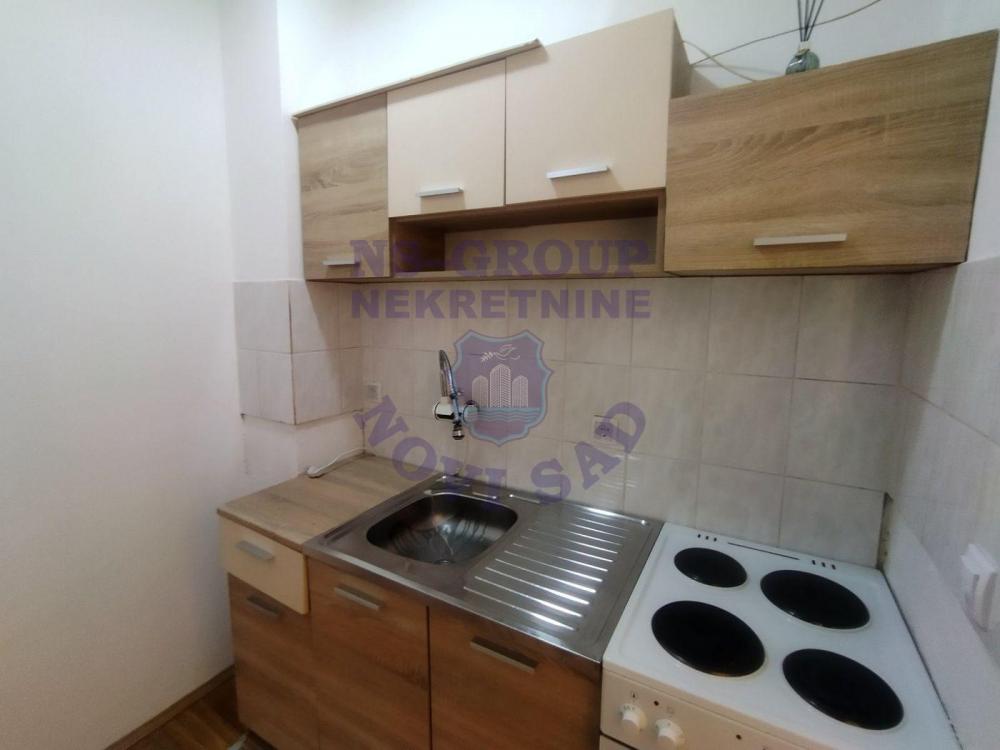 Slika 5 - Fantastičan jednoiposoban stan na Bulevaru patrijarha Pavla