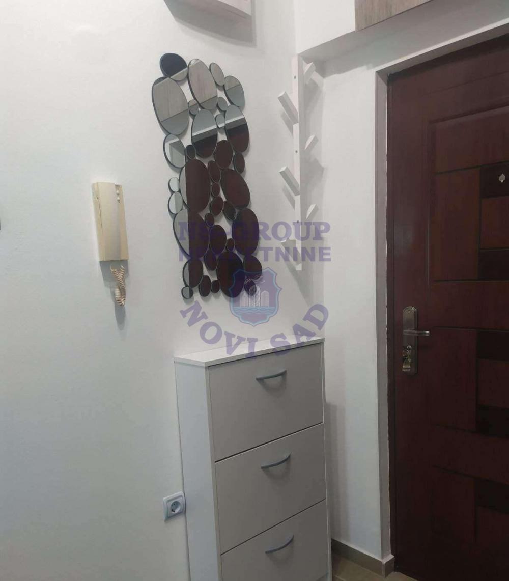 Slika 8 - Kompletno namešten stan u centru Novog Sada! š. 569070 