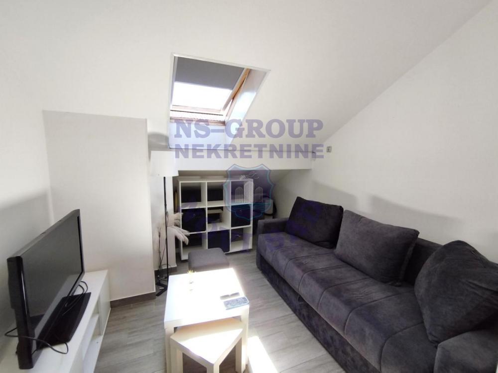 Slika 1 - Kompletno namešten stan u centru Novog Sada! š. 569070 