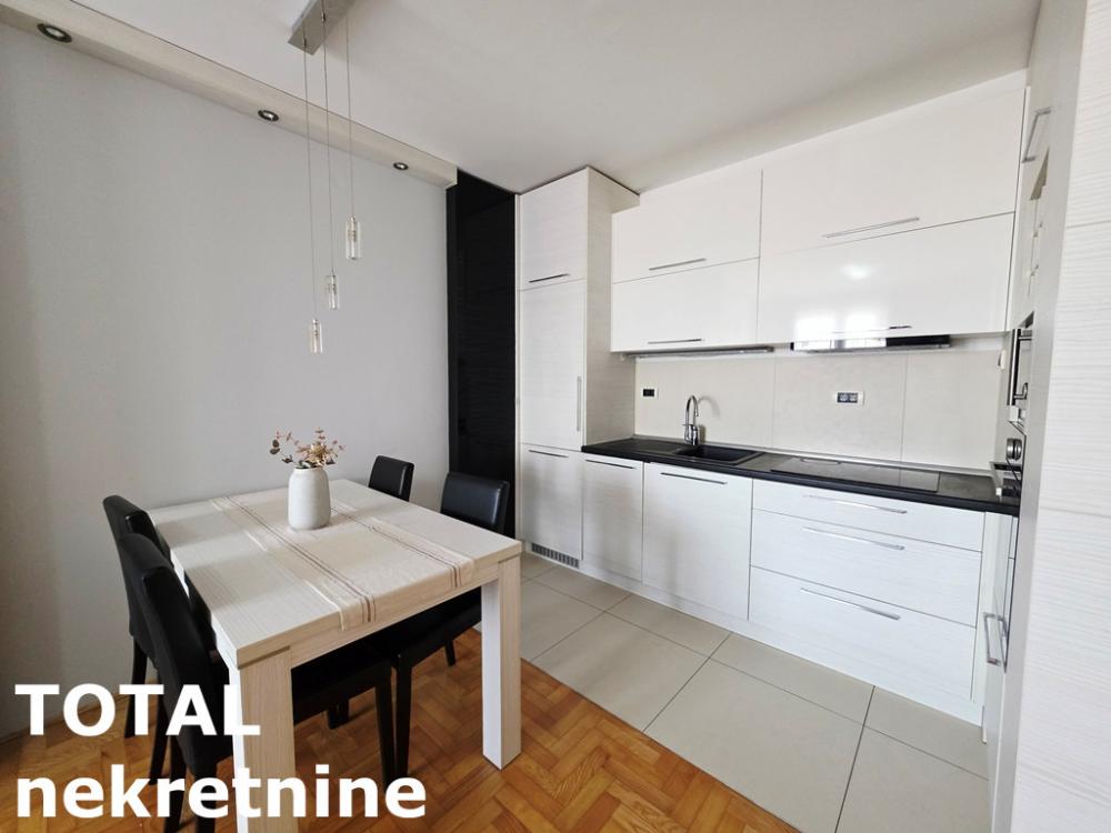 Slika 3 - Stan,NOVI SAD,BULEVAR EVROPE,kv: 42.00, € 140000, ID: 1102333