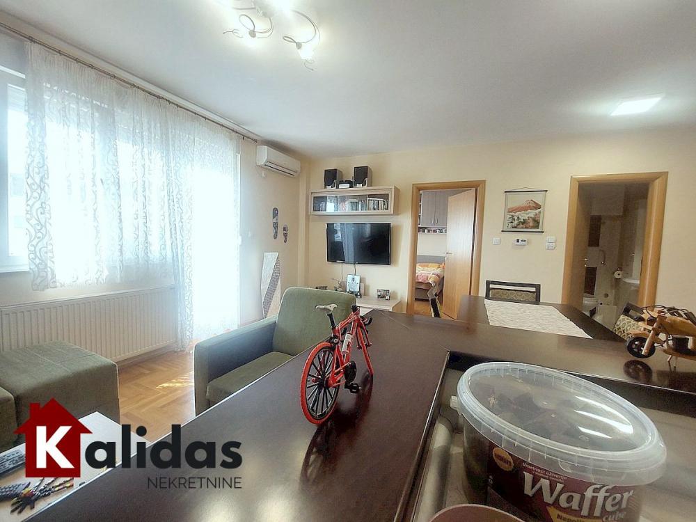 Slika 4 - Stan,NOVI SAD,PODBARA,kv: 43, € 141700, ID: 1008745