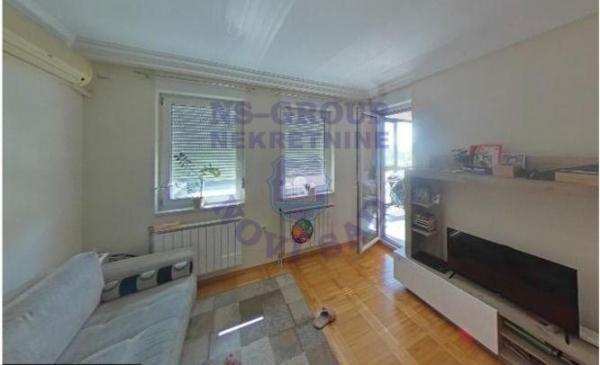 Glavna slika -Odličan dvosoban stan na Novom Naselju