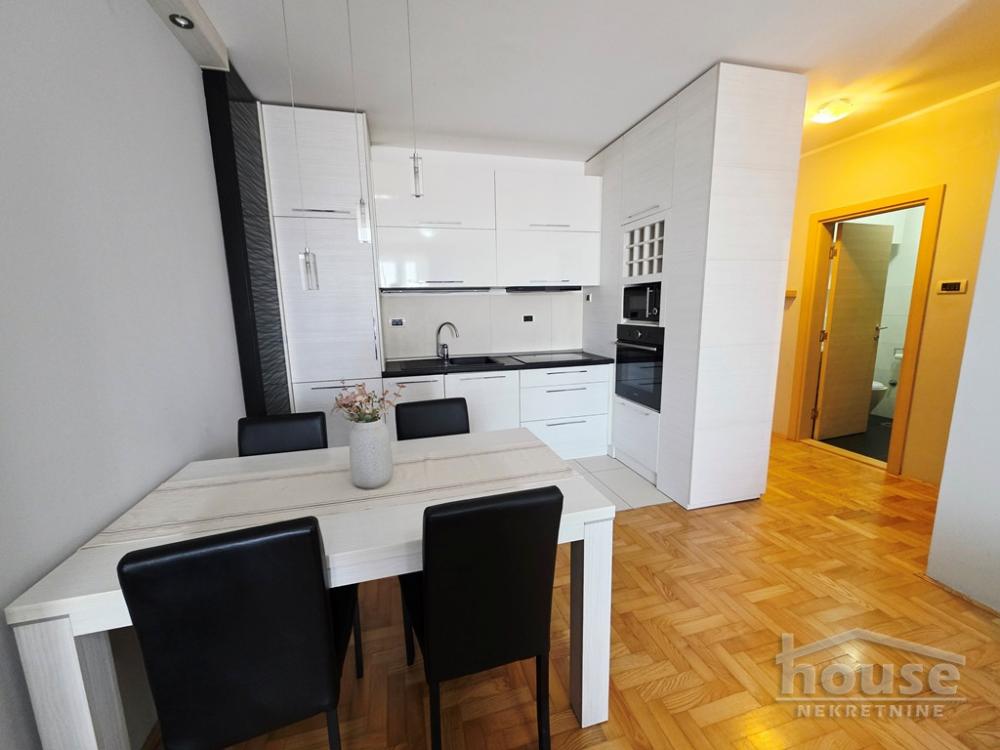 Slika 4 - Stan,NOVI SAD,BULEVAR EVROPE,kv: 42.00, € 140000, ID: 1065485