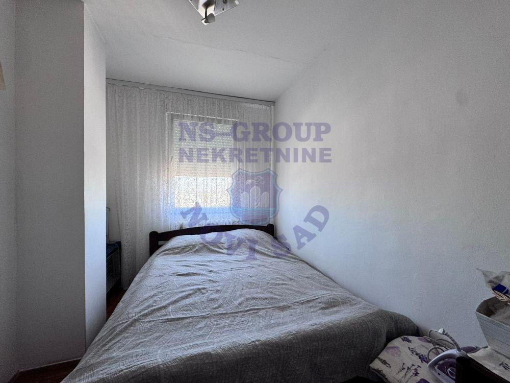 Slika 5 - Trosoban, 80m2, Liman 4 Novi Sad, sa terasom, ima lift