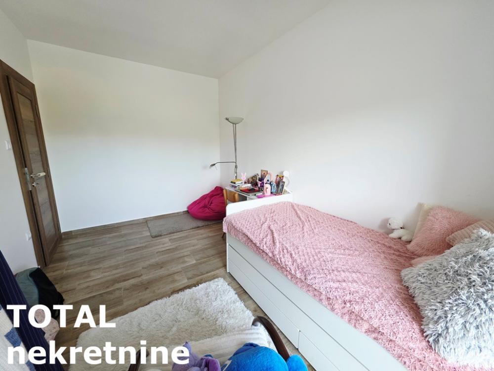 Slika 10 - Stan,NOVI SAD,KLISA,kv: 70.00, € 150000, ID: 1102569