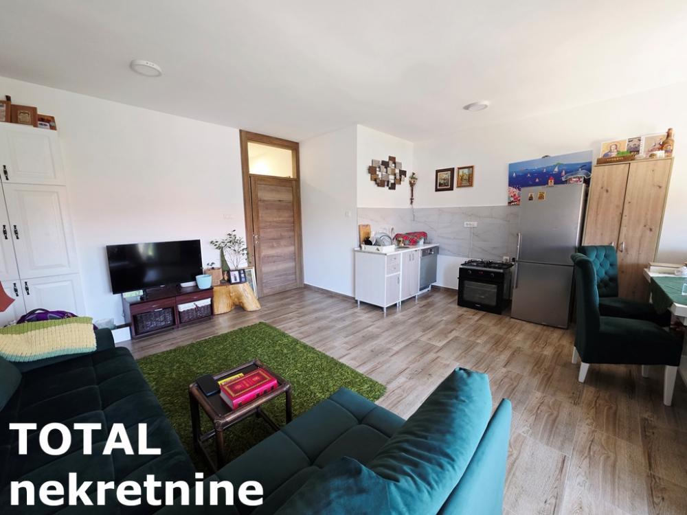 Slika 2 - Stan,NOVI SAD,KLISA,kv: 70.00, € 150000, ID: 1102569