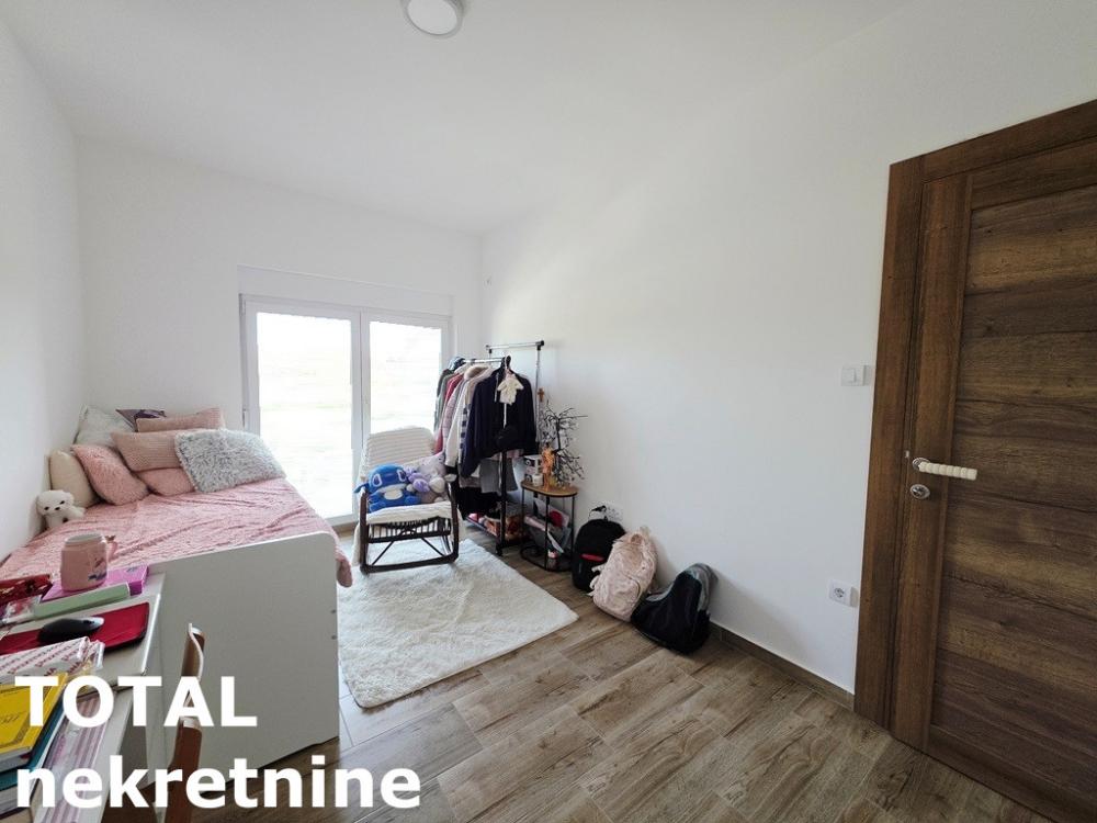 Slika 11 - Stan,NOVI SAD,KLISA,kv: 70.00, € 150000, ID: 1102569