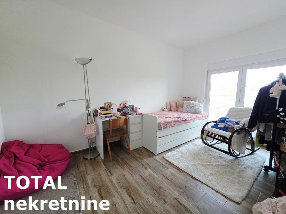 Slika 9 - Stan,NOVI SAD,KLISA,kv: 70.00, € 150000, ID: 1102569