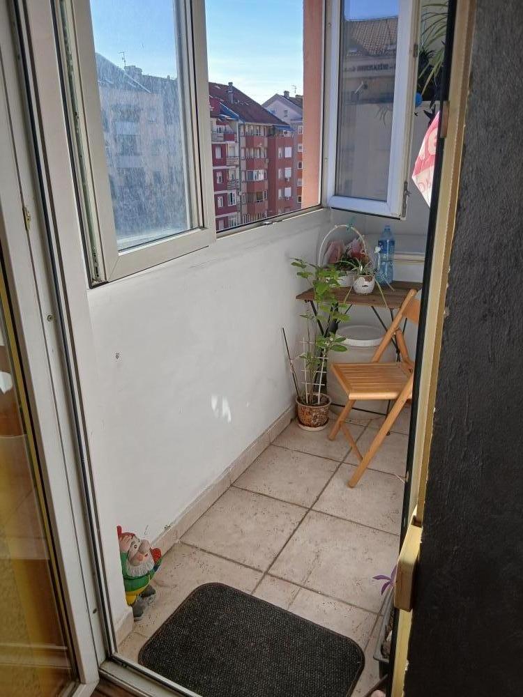 Slika 0 - Stan,Novi Sad,Nova Detelinara
