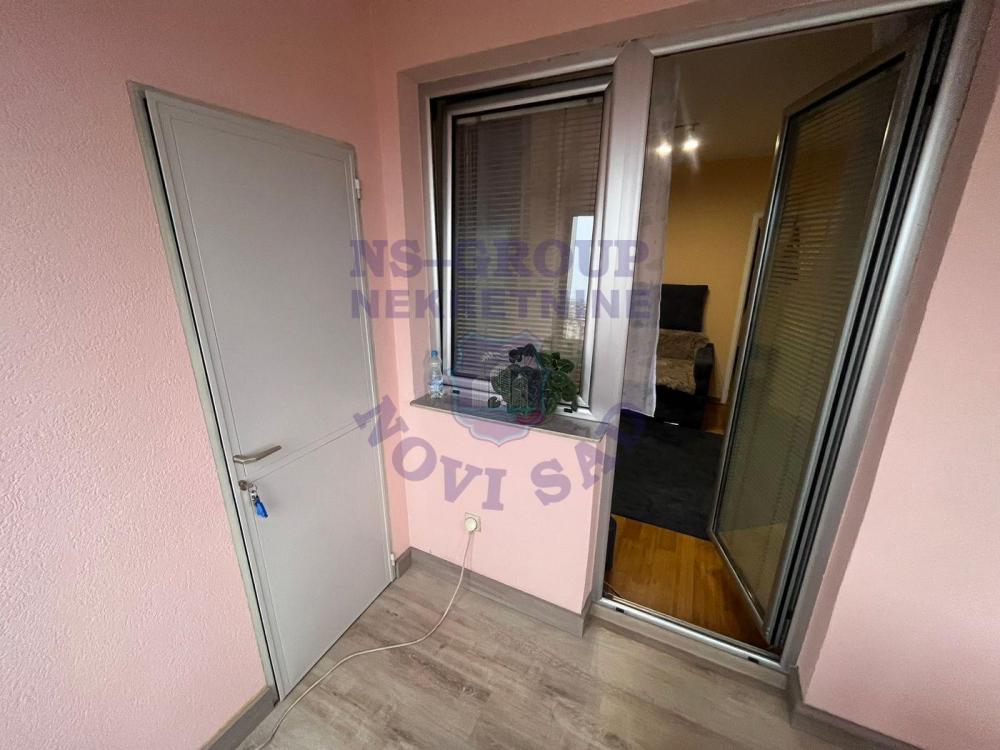 Slika 10 - Odličan dvosoban stan na Bulevaru!