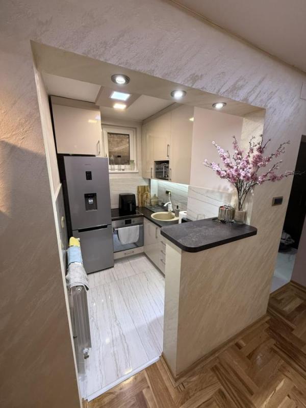 Slika 3 - Jednoiposoban stan, Podbara