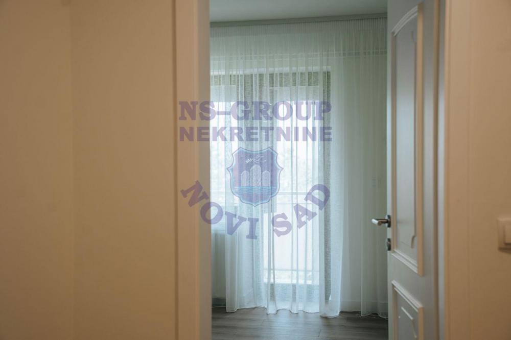 Slika 9 - Trosoban, 74m2, Petrovaradin Novi Sad, sa terasom