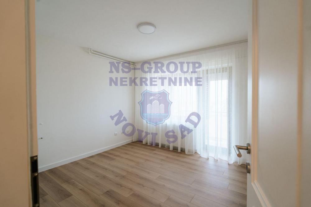 Slika 8 - Trosoban, 74m2, Petrovaradin Novi Sad, sa terasom