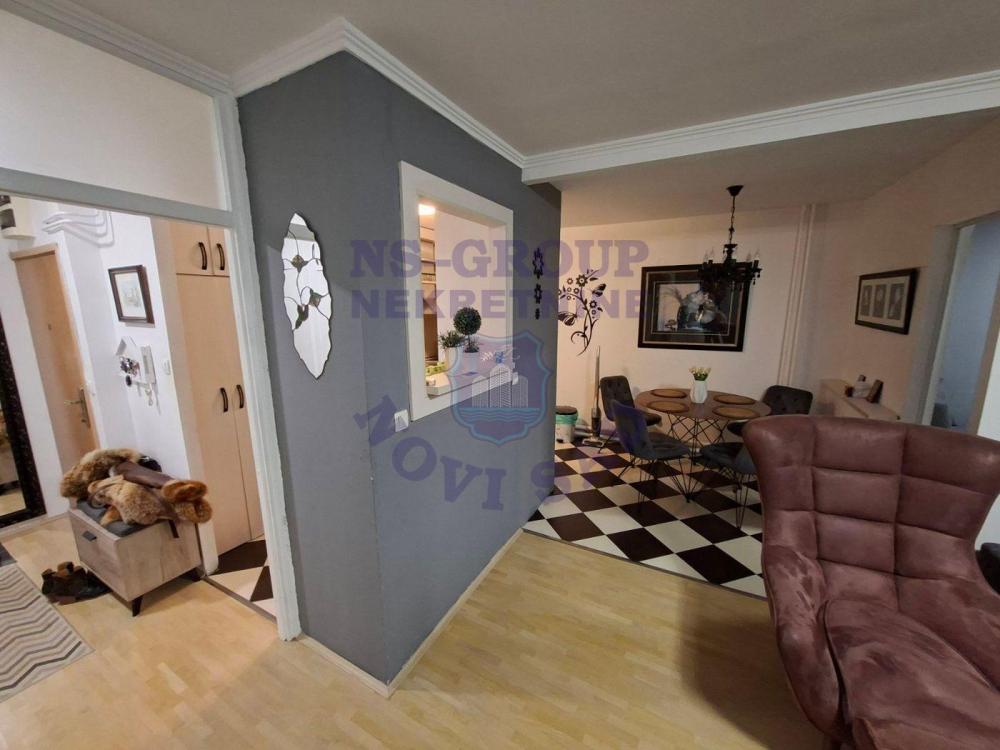 Slika 4 - Odlican troiposoban stan na Limanu 2 !