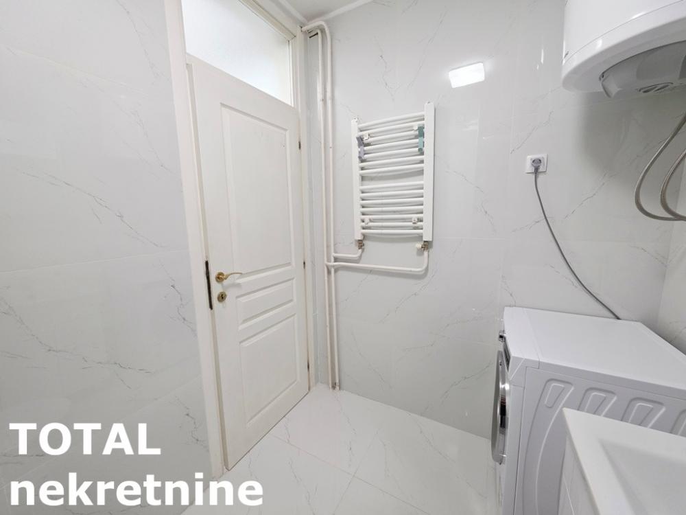 Slika 10 - Stan,NOVI SAD,BULEVAR,kv: 41.00, € 155500, ID: 1102495