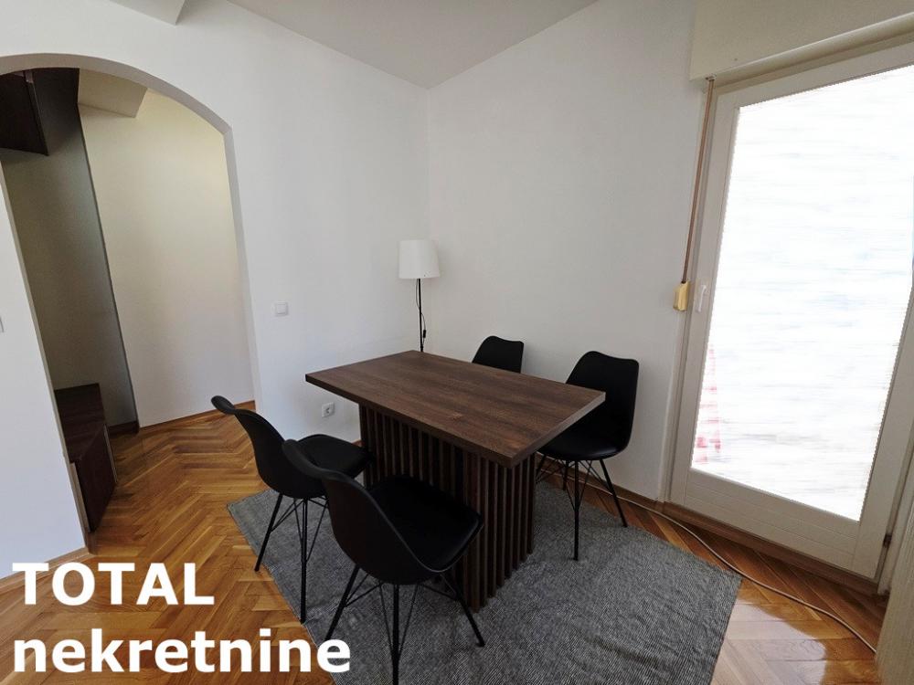 Slika 3 - Stan,NOVI SAD,BULEVAR,kv: 41.00, € 155500, ID: 1102495