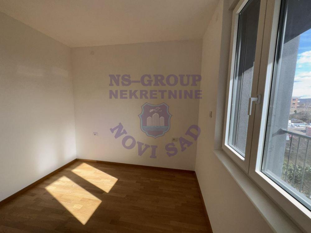 Slika 4 - Dvosoban, 130970m2, Telep Novi Sad, sa terasom, ima lift