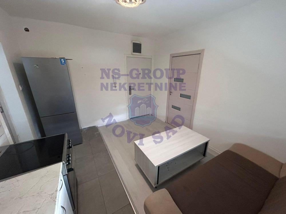 Slika 1 - Jednoiposoban, 29m2, Veternik Novi Sad