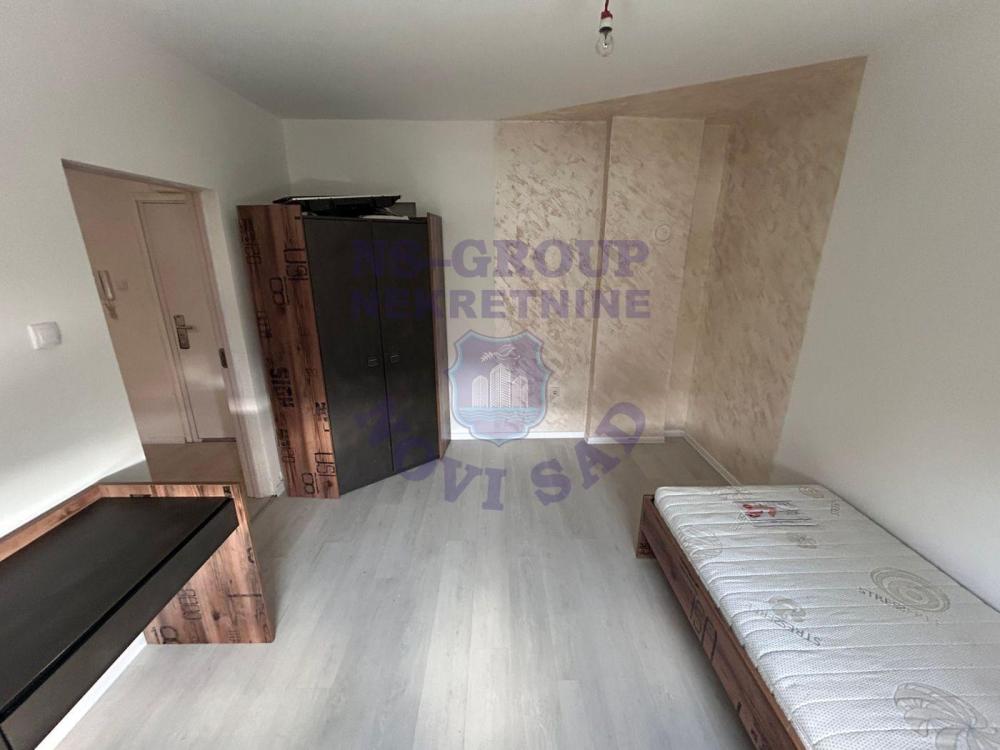 Slika 6 - Jednoiposoban, 29m2, Veternik Novi Sad