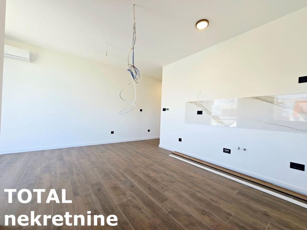 Slika 1 - Stan,NOVI SAD,TELEP,kv: 51.00, € 142800, ID: 1100583