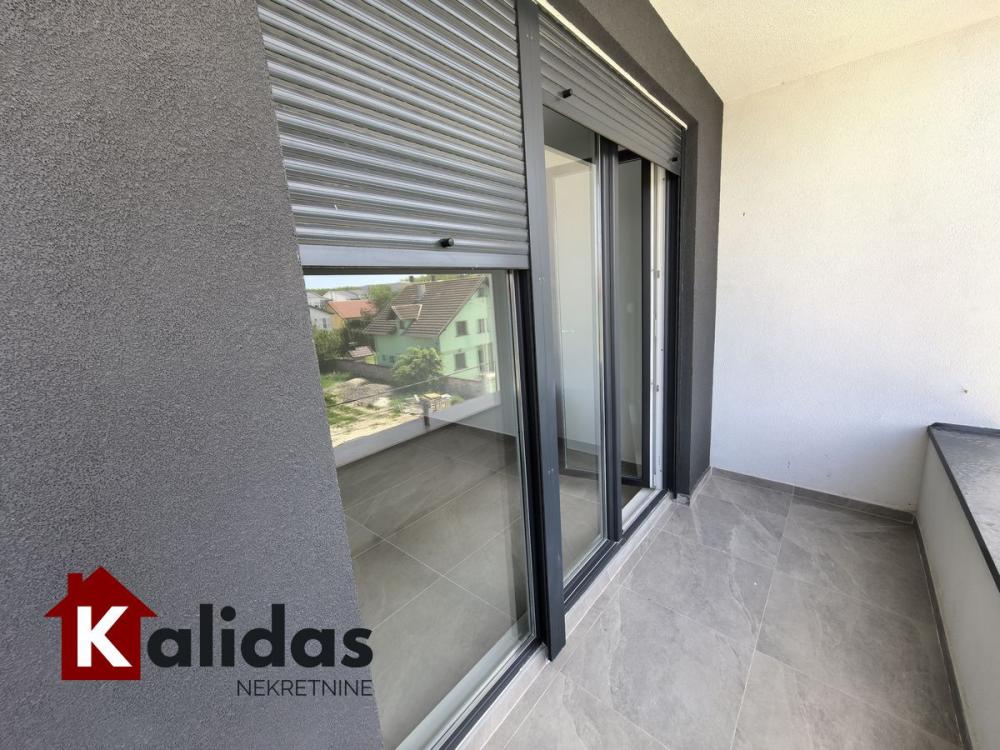 Slika 10 - Stan,NOVI SAD,ADICE,kv: 70, € 144200, ID: 1008751