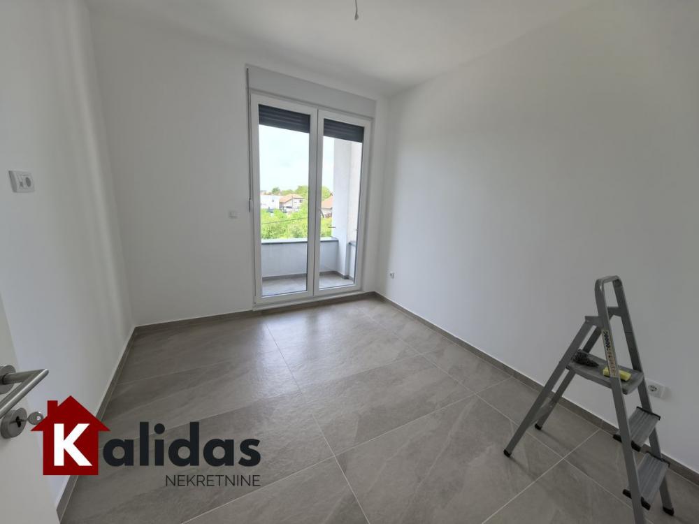 Slika 5 - Stan,NOVI SAD,ADICE,kv: 70, € 144200, ID: 1008751