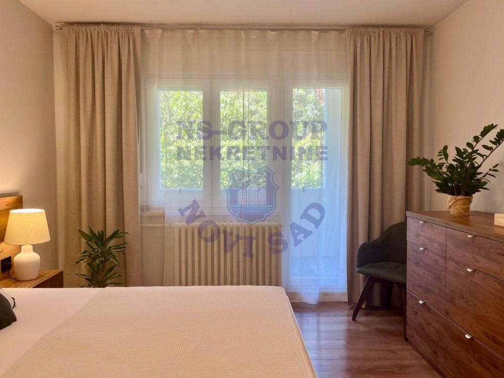 Slika 7 - Odličan jednoiposoban stan na Novom Naselju!