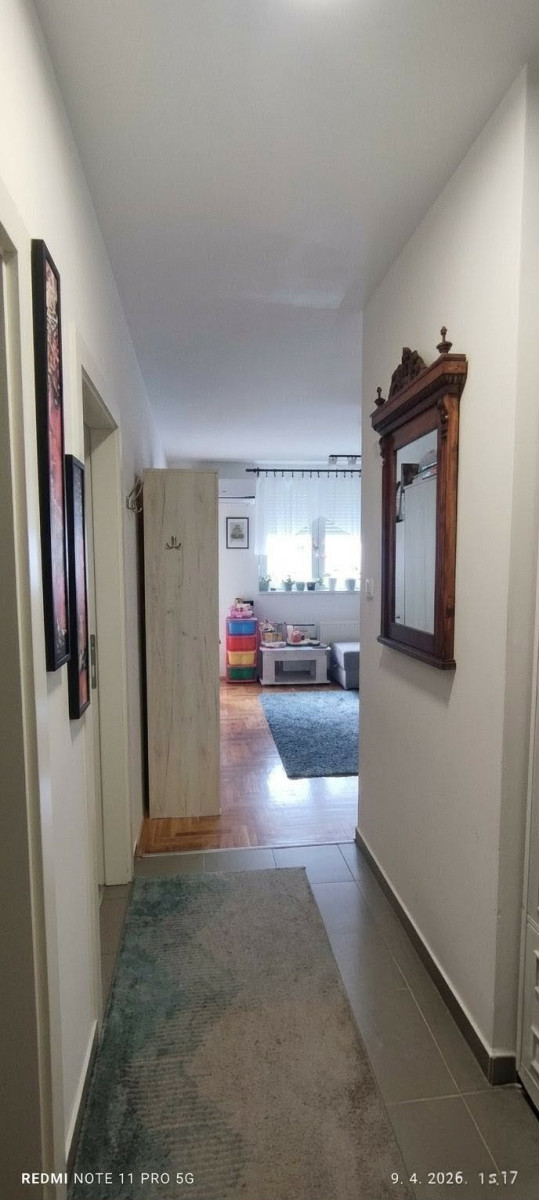 Slika 3 - Stan,NOVI SAD,PETROVARADIN,kv: 39.00, € 115600, ID: 1059382