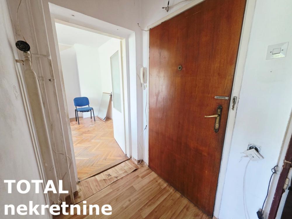 Slika 10 - Stan,NOVI SAD,LIMAN 2,kv: 52.00, € 130000, ID: 1102576