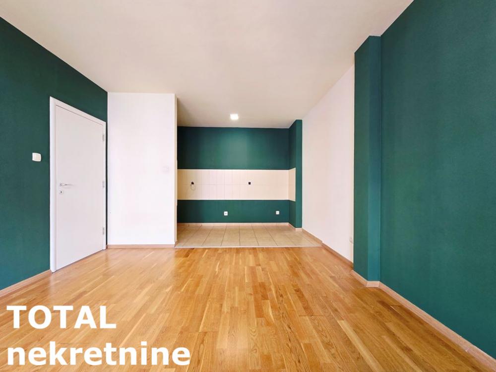 Slika 4 - Stan,NOVI SAD,NOVA DETELINARA,kv: 71.00, € 170400, ID: 1102581