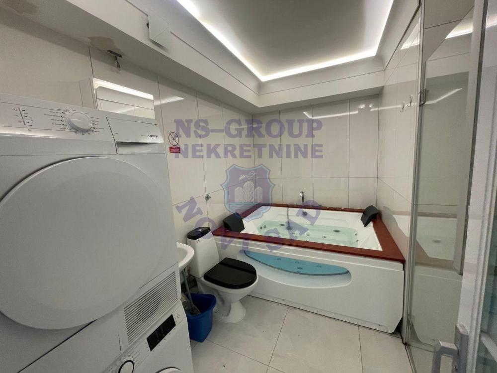 Slika 3 - Odlican dvoiposoban stan na Salajci!