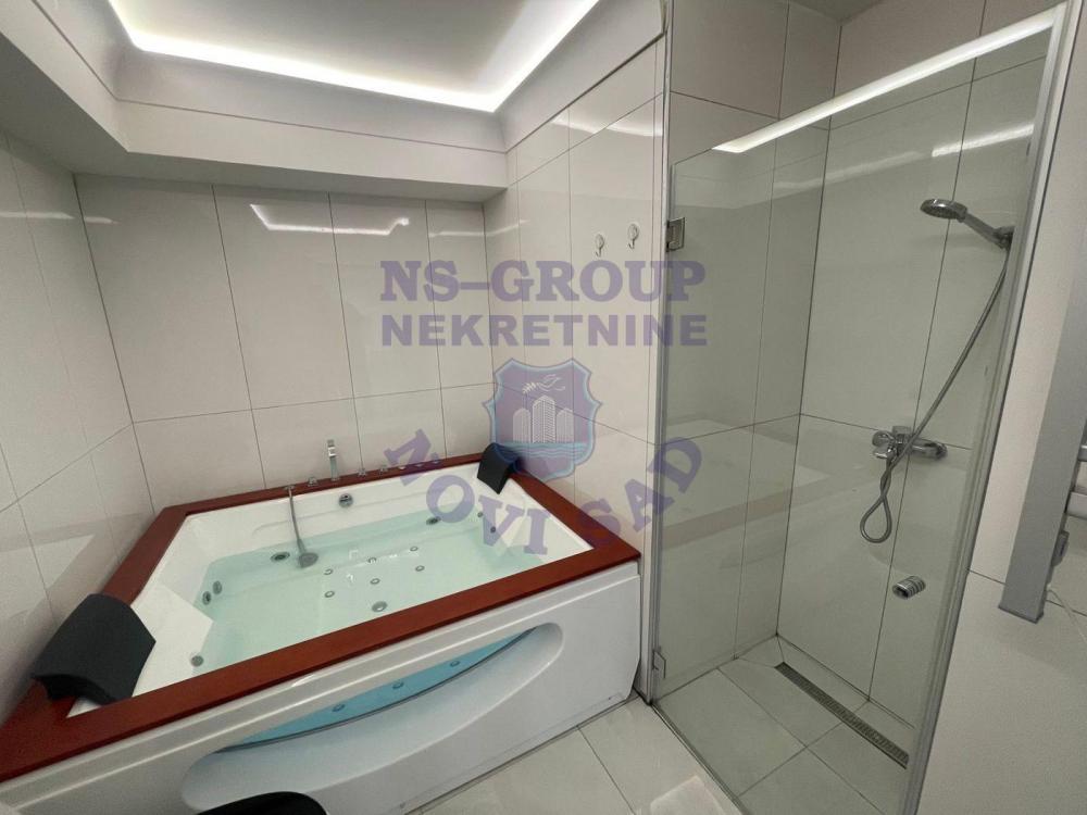 Slika 4 - Odlican dvoiposoban stan na Salajci!