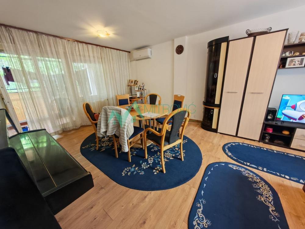 Glavna slika -Liman 4, trosoban stan. 80m2. 