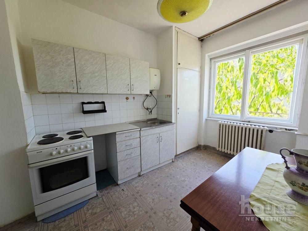 Slika 4 - Stan,NOVI SAD,LIMAN 2,kv: 52.00, € 130000, ID: 1065728