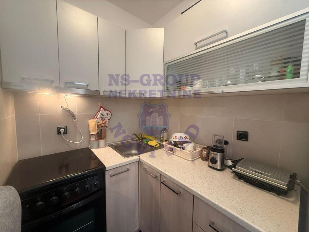 Slika 8 - Prodaja stana, 36m2, Adamovićevo naselje Novi Sad, sa terasom, ima lift