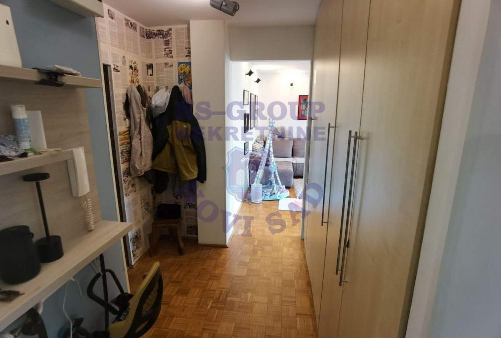 Slika 2 - Na prodaju dvosoban stan na Limanu 4