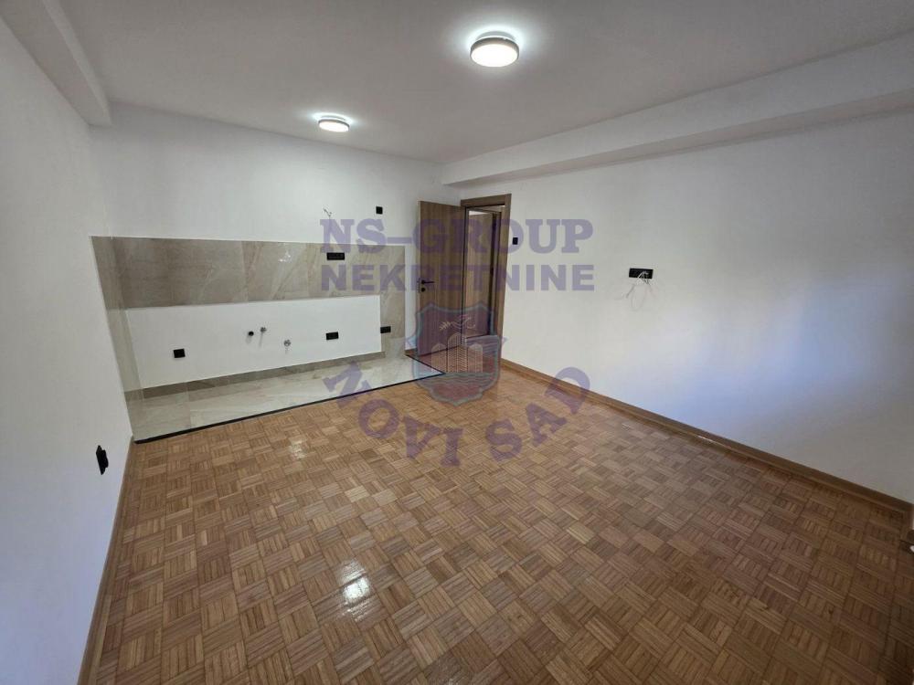 Slika 1 - Fenomenalan dvoiposoban stan na top lokaciji 