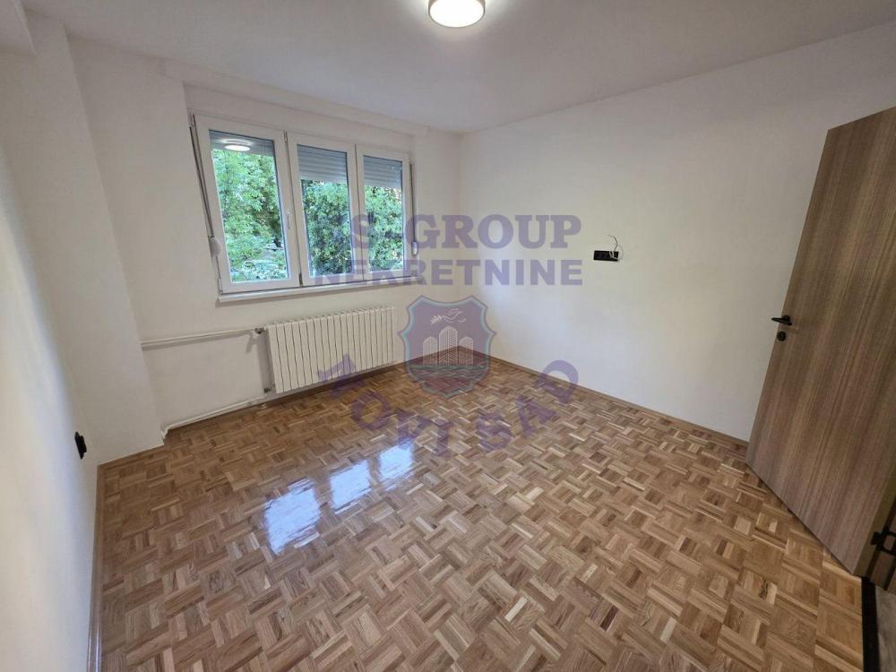 Slika 2 - Fenomenalan dvoiposoban stan na top lokaciji 