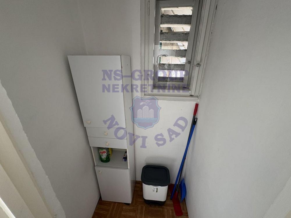 Slika 10 - Odličan trosoban stan na Limanu 1