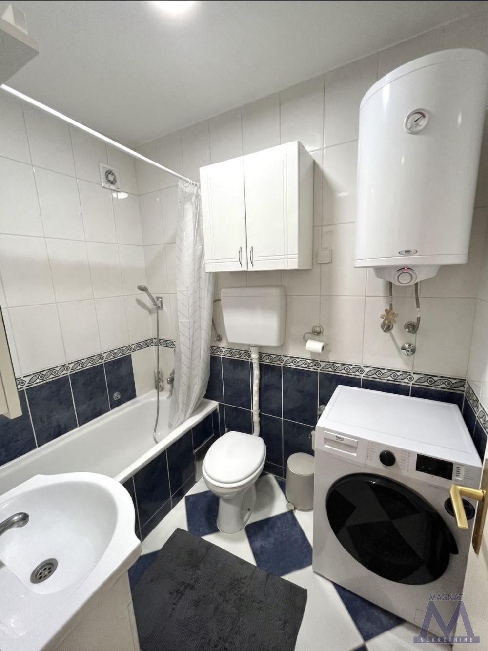 Slika 8 - Stan,NOVI SAD,GRBAVICA,kv: 60, € 190500, ID: 1019354