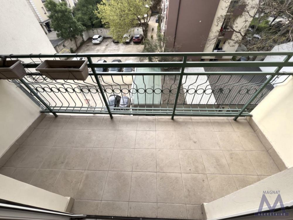 Slika 9 - Stan,NOVI SAD,GRBAVICA,kv: 60, € 190500, ID: 1019354