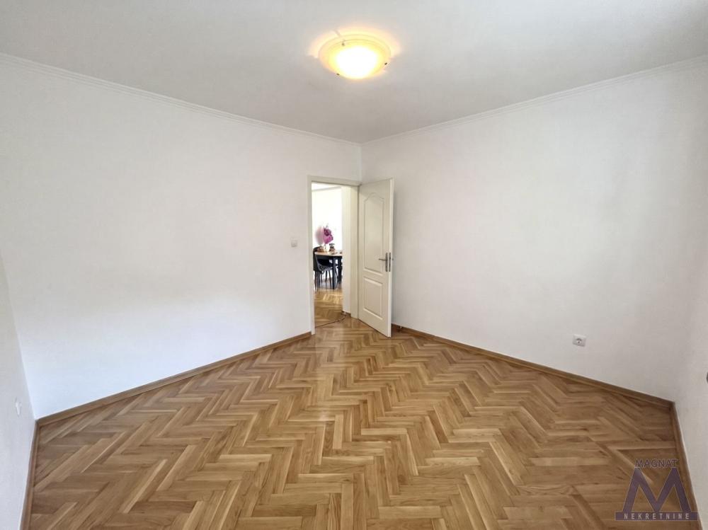 Slika 5 - Stan,NOVI SAD,GRBAVICA,kv: 60, € 190500, ID: 1019354