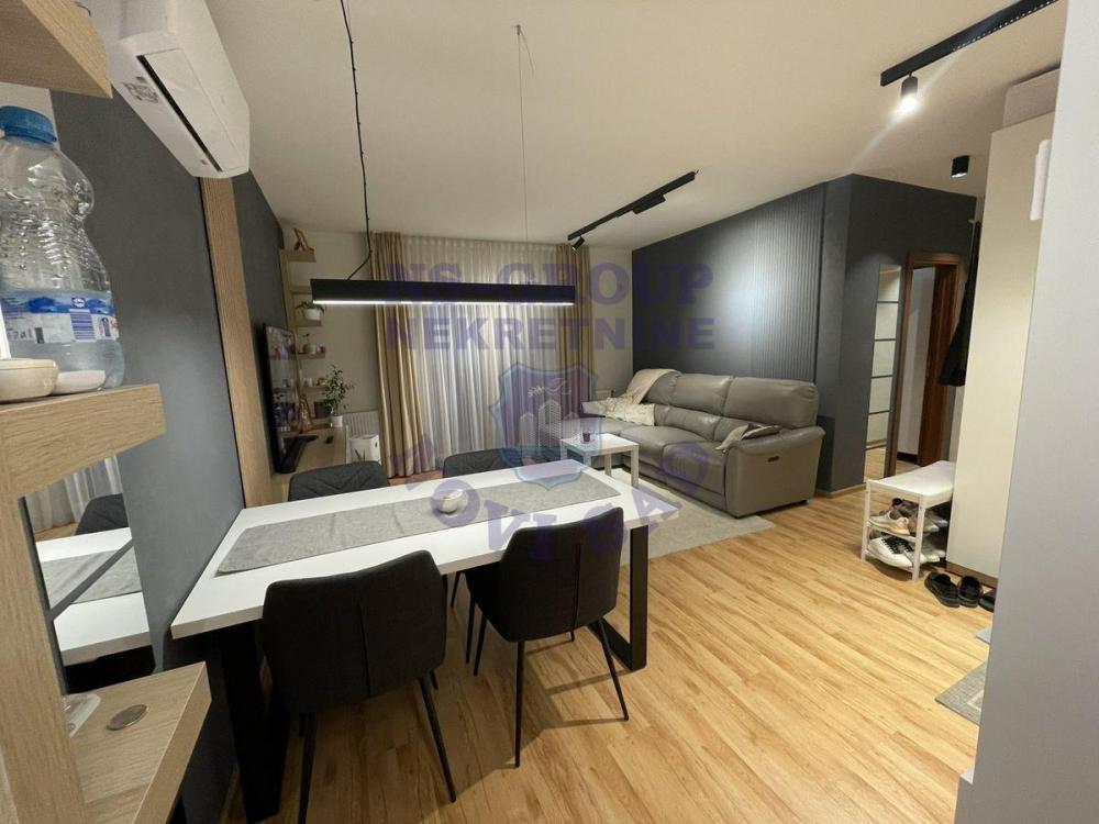 Slika 2 - Odlican troiposoban stan na Telepu!