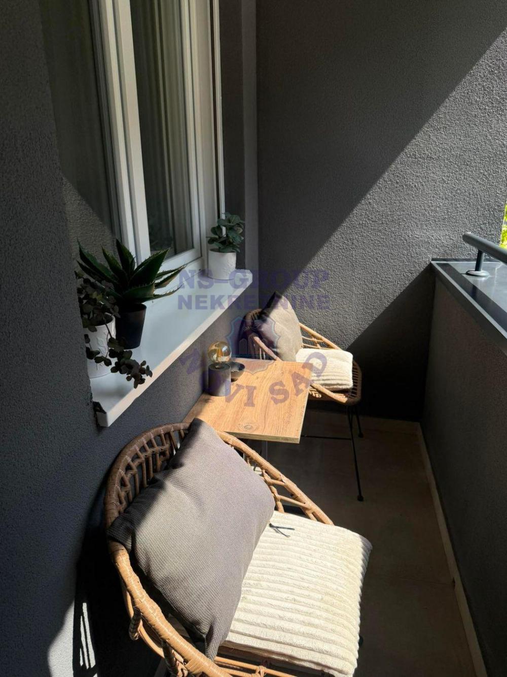 Slika 5 - Jednoiposoban stan, Avijacija