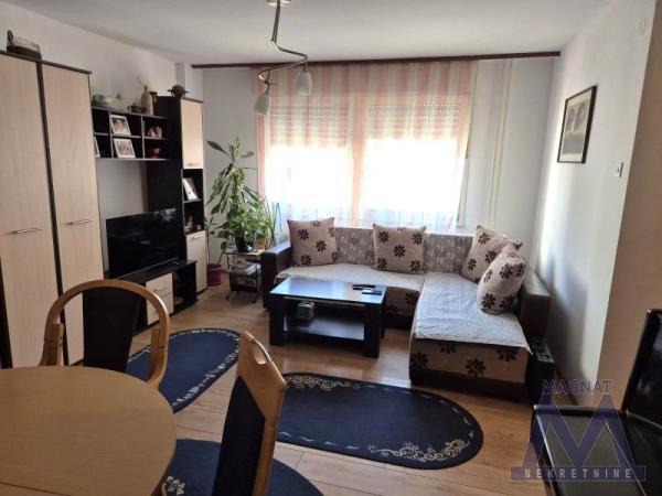 Glavna slika -Stan,NOVI SAD,LIMAN 4,kv: 80, € 195700, ID: 1019352