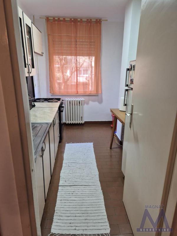 Slika 5 - Stan,NOVI SAD,LIMAN 4,kv: 80, € 195700, ID: 1019352