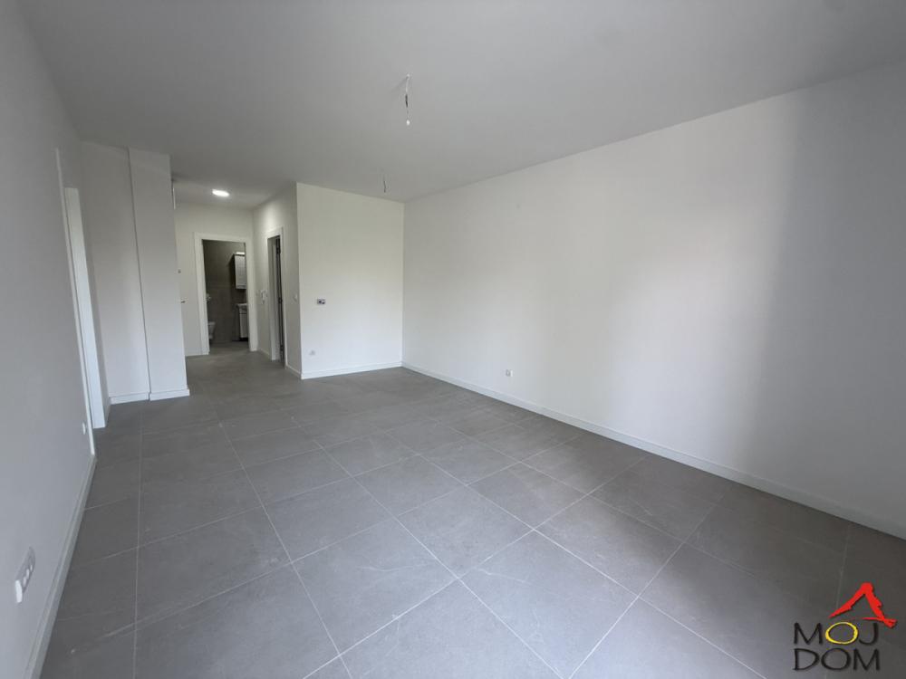 Slika 5 - Stan,NOVI SAD,TELEP,kv: 53, € 159900, ID: 1032165