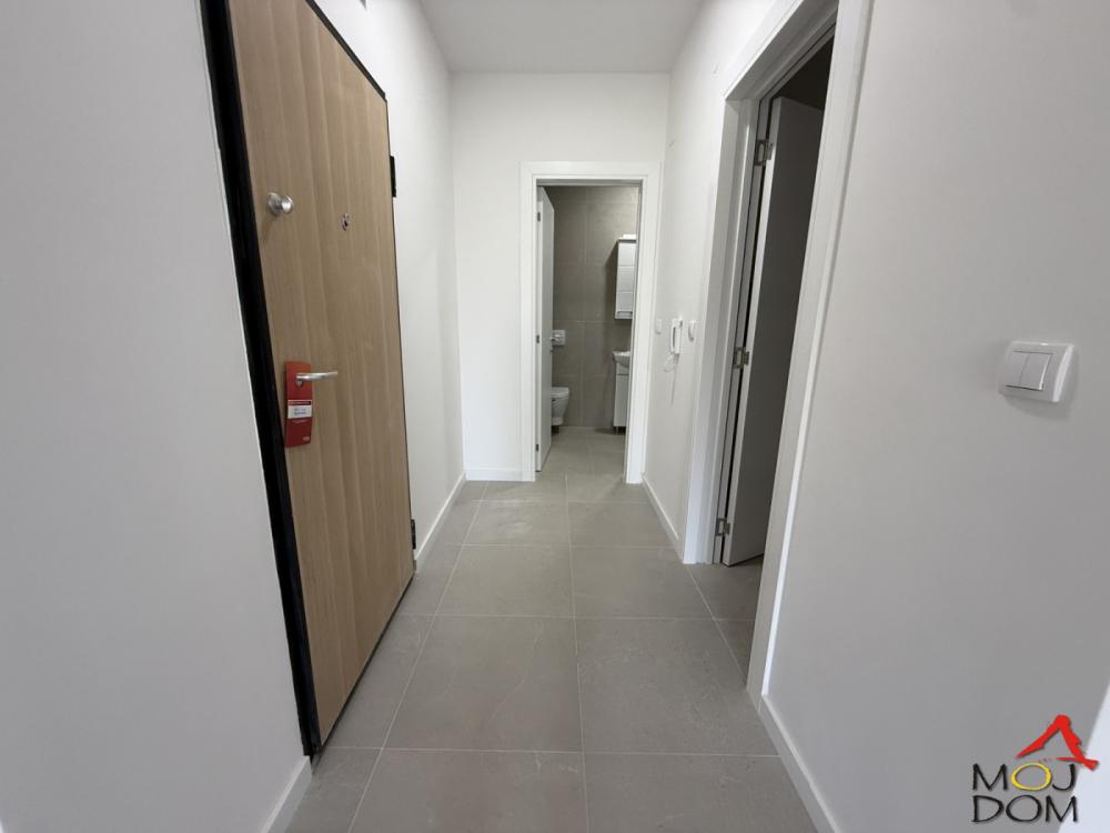 Slika 3 - Stan,NOVI SAD,TELEP,kv: 53, € 159900, ID: 1032165