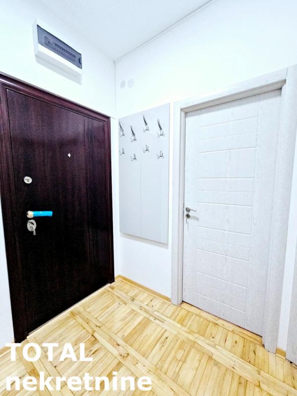 Slika 11 - Stan,NOVI SAD,BULEVAR EVROPE,kv: 37.00, € 123600, ID: 1101611
